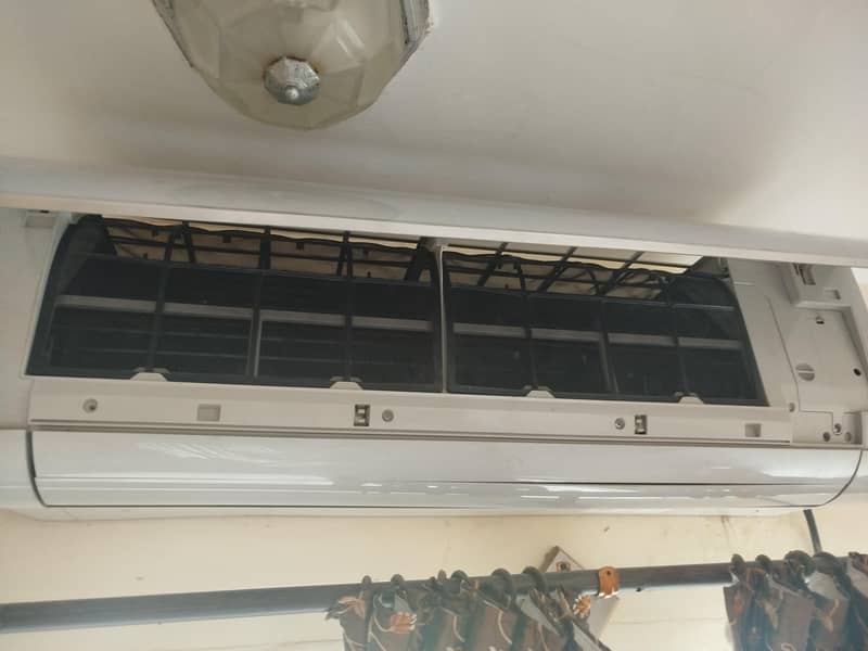 Split AC 1