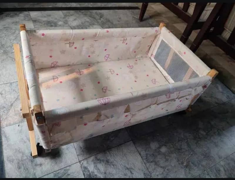 baby cot 3