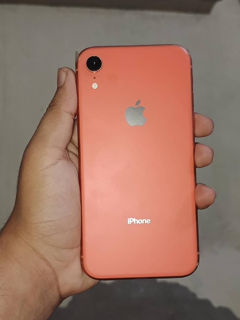 Apple iPhone XR 0