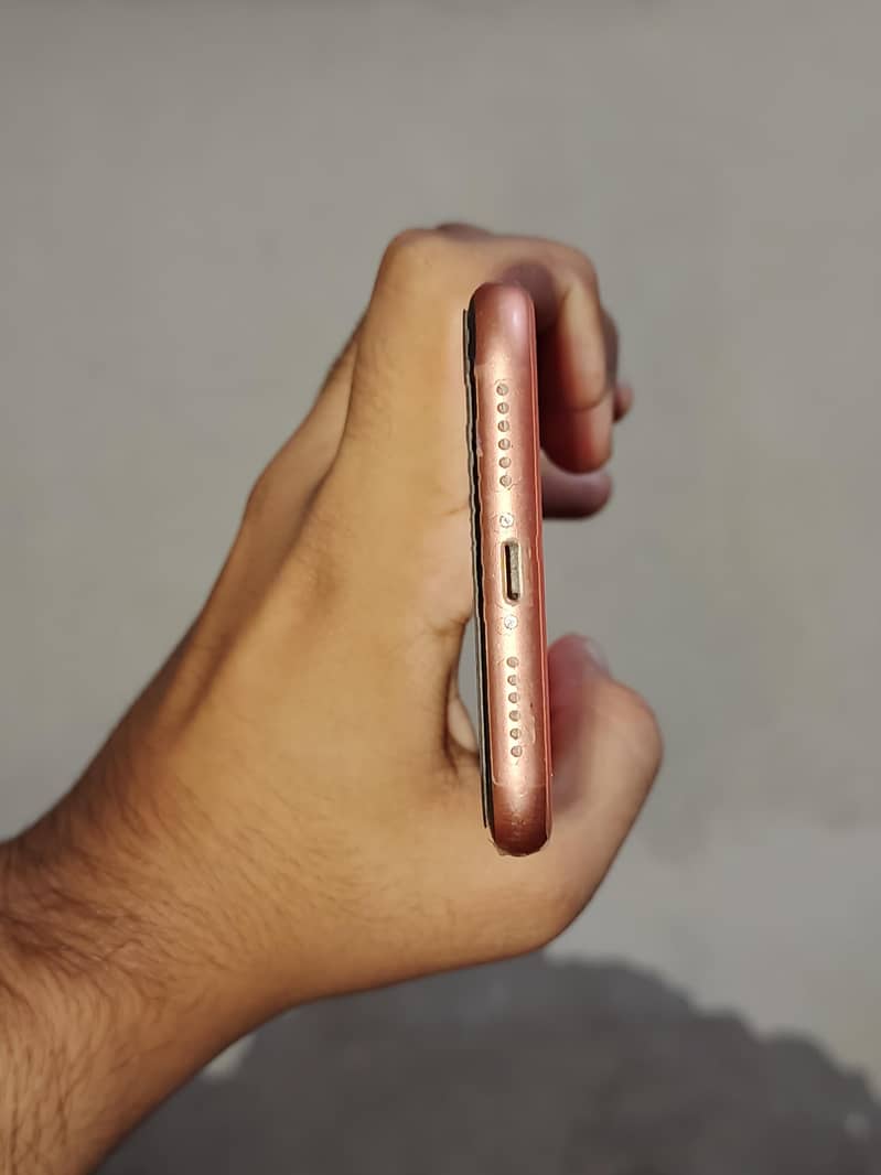 Apple iPhone XR 1