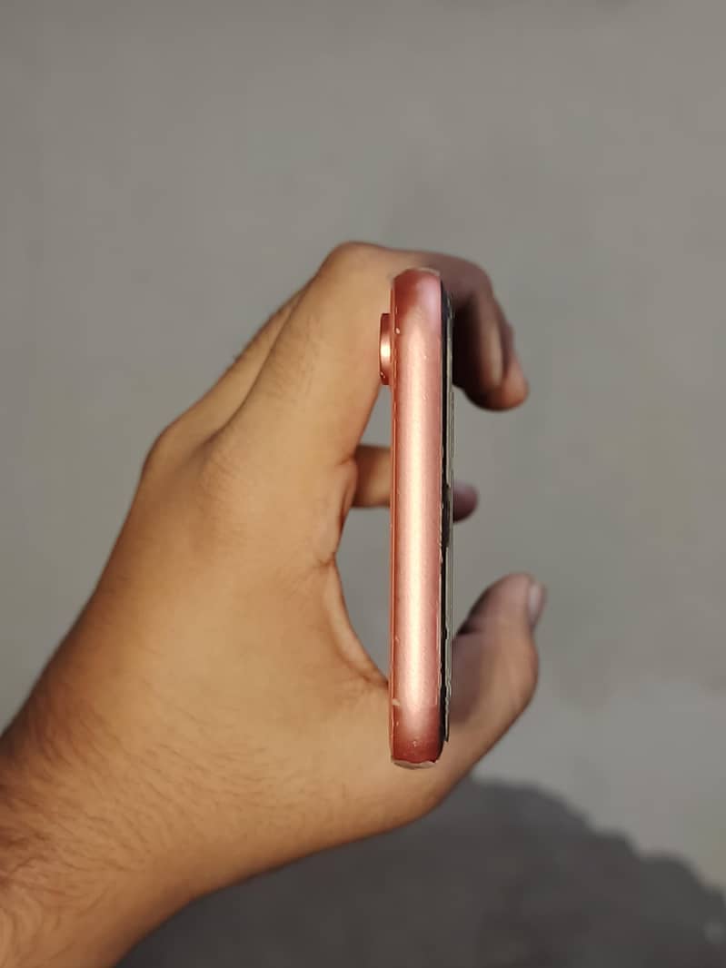 Apple iPhone XR 3