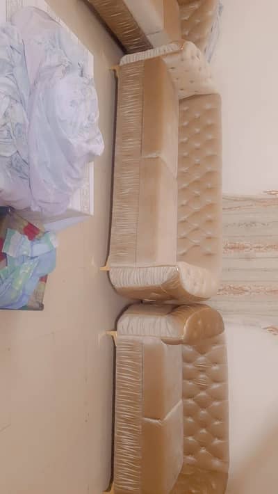2 2 3  sofa one table 2 chairs