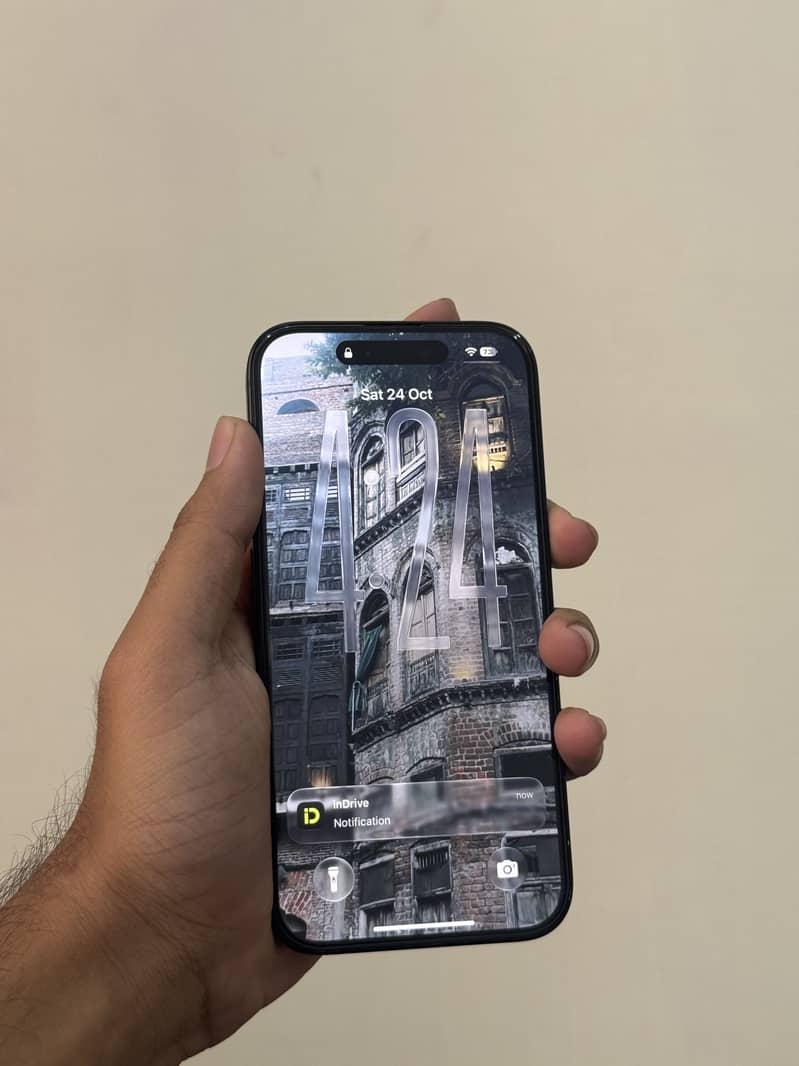 Apple iPhone 15 5