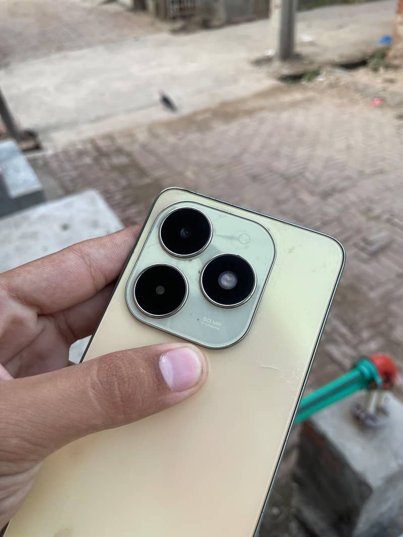 Tecno Spark 20C 4