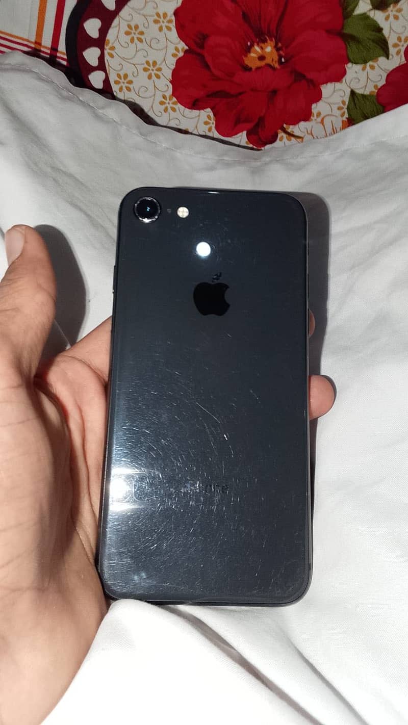 Apple iPhone 8 2