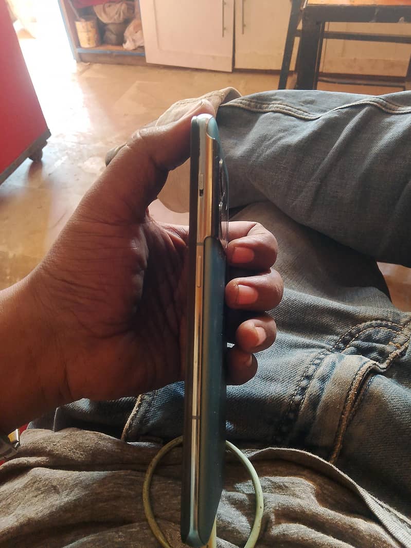 One Plus 10 Pro 1