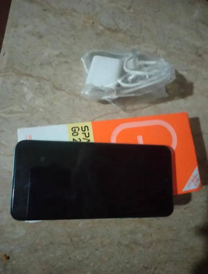 Tecno Spark Go2 4
