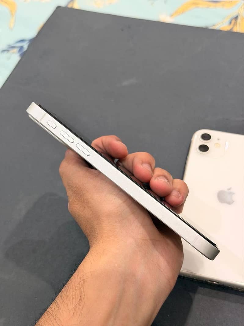Apple iPhone 11 1