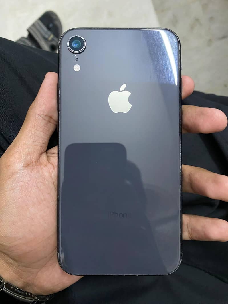 Apple iPhone XR 2