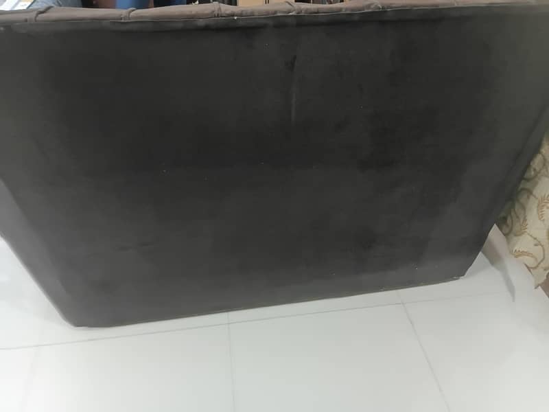 seater sofa,deewan,glass table 3