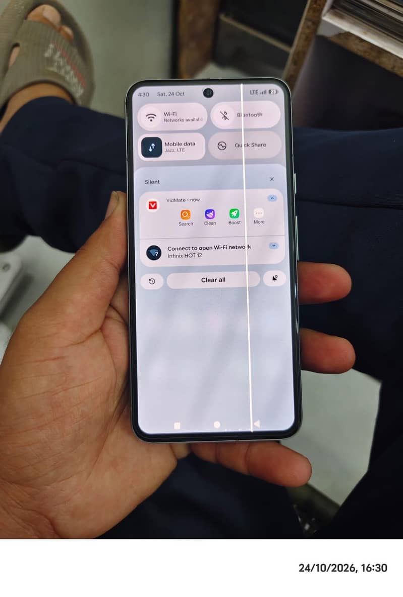 Google Pixel 8 2