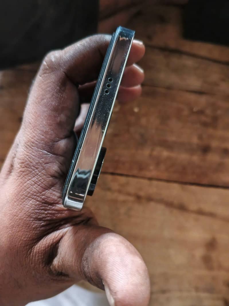 Tecno CAMON 20 2