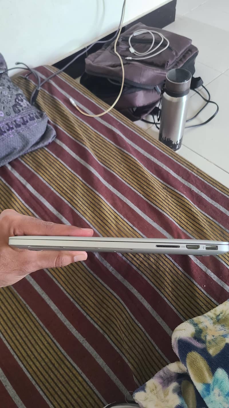 Mac book pro 1