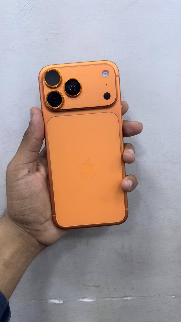Apple iPhone 17 Pro Max 0