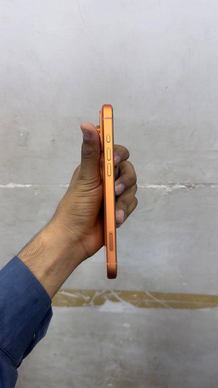 Apple iPhone 17 Pro Max 3