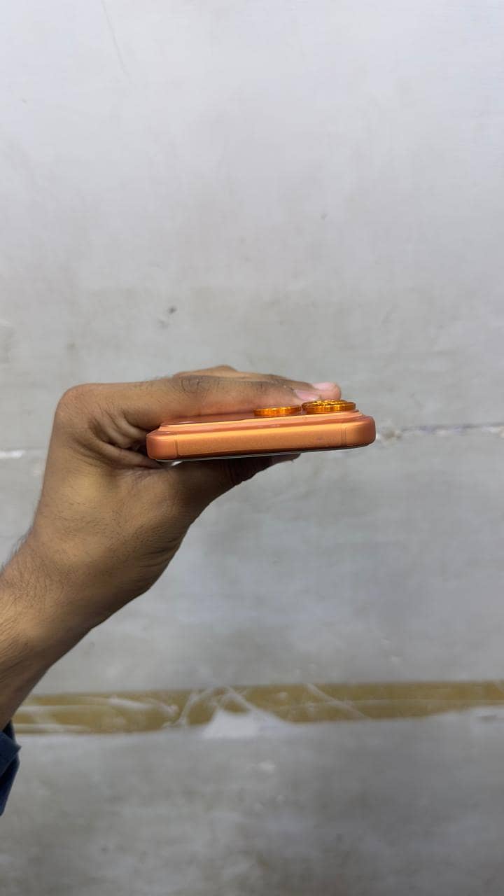 Apple iPhone 17 Pro Max 5