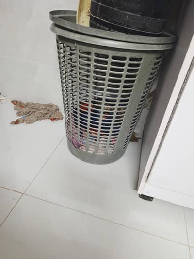 lundary basket