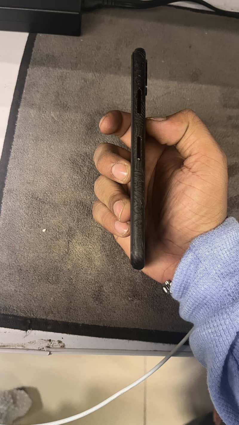 Apple iPhone X 3