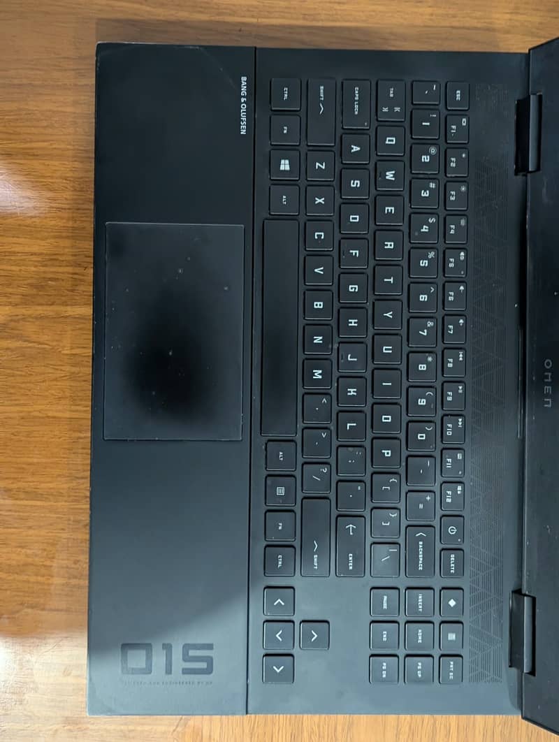 HP OMEN 15 1