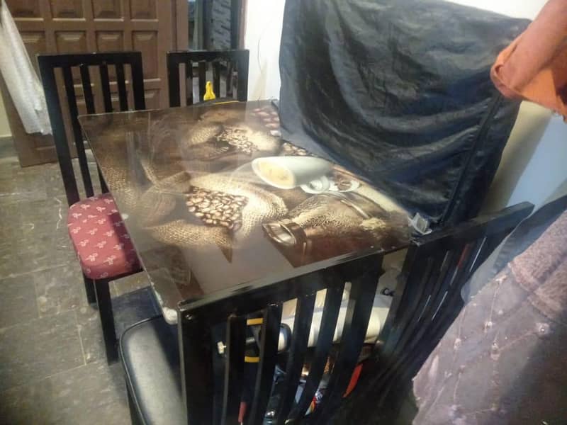 dinning table for sell 1