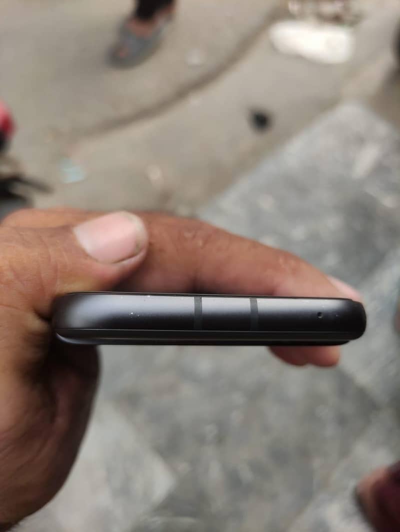 Google Pixel 8a 2