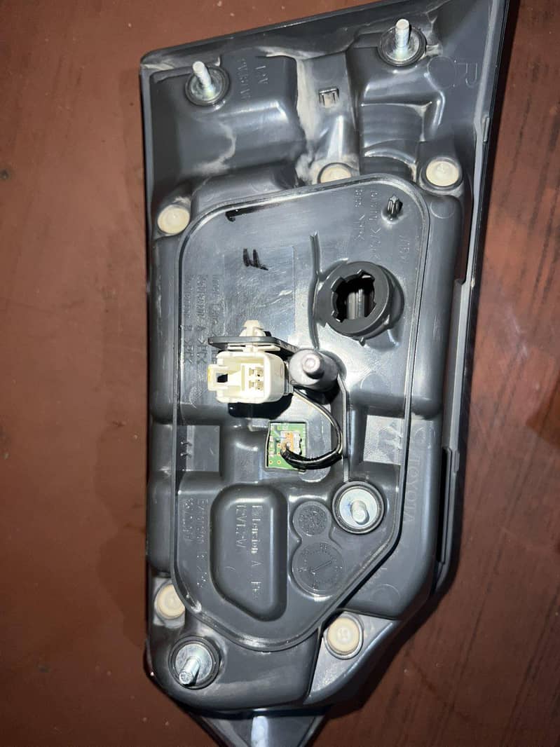Back lights Corolla 2026 12