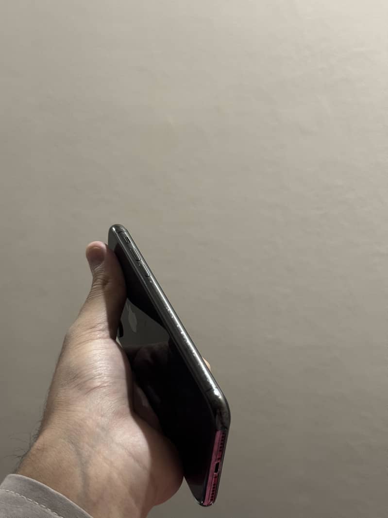 Apple iPhone X 2