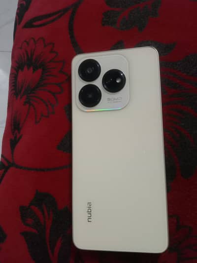 Zte nubia V60 Design