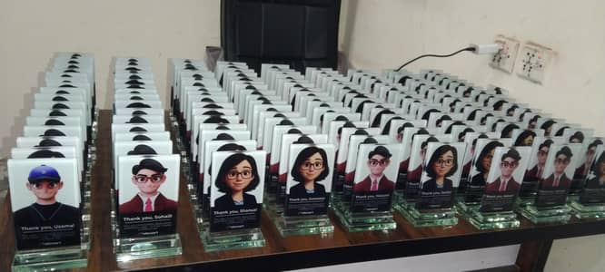 Acrylic Shield/Glass Shields / Award / Awards / Trophy / school shield