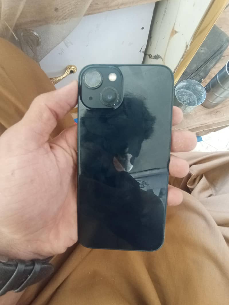 Apple iPhone 13 1