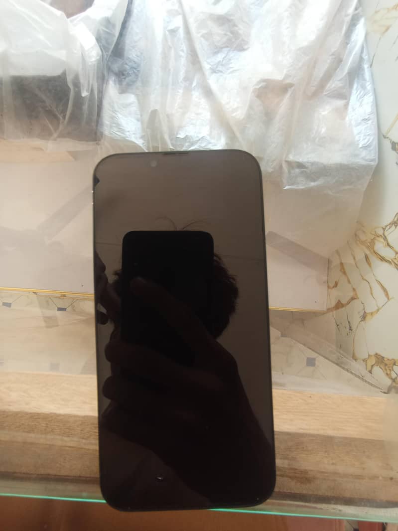 Apple iPhone 13 6
