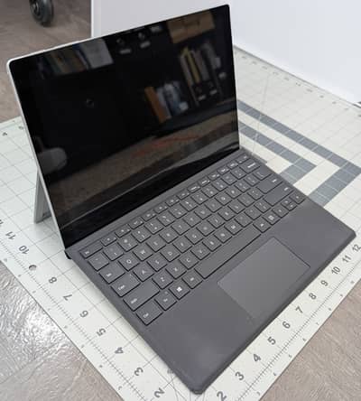 Microsoft Surface Pro 7 Core i7 10th Gen/16GB/256GB Tablet (Non touch)