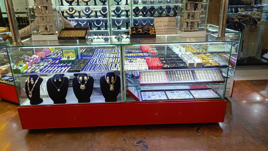 counter for accessories 0