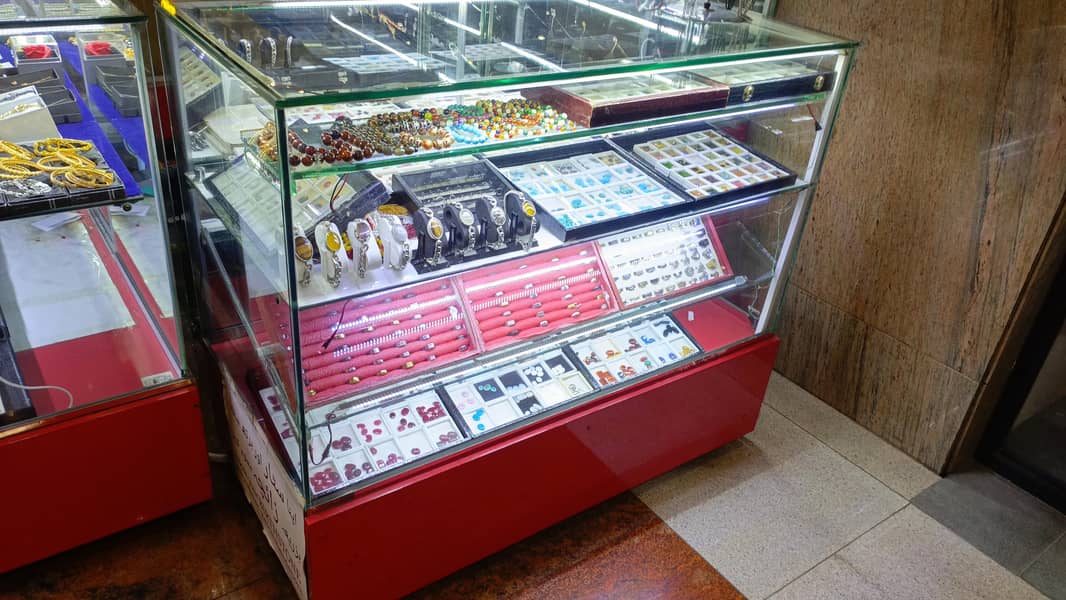 counter for accessories 1