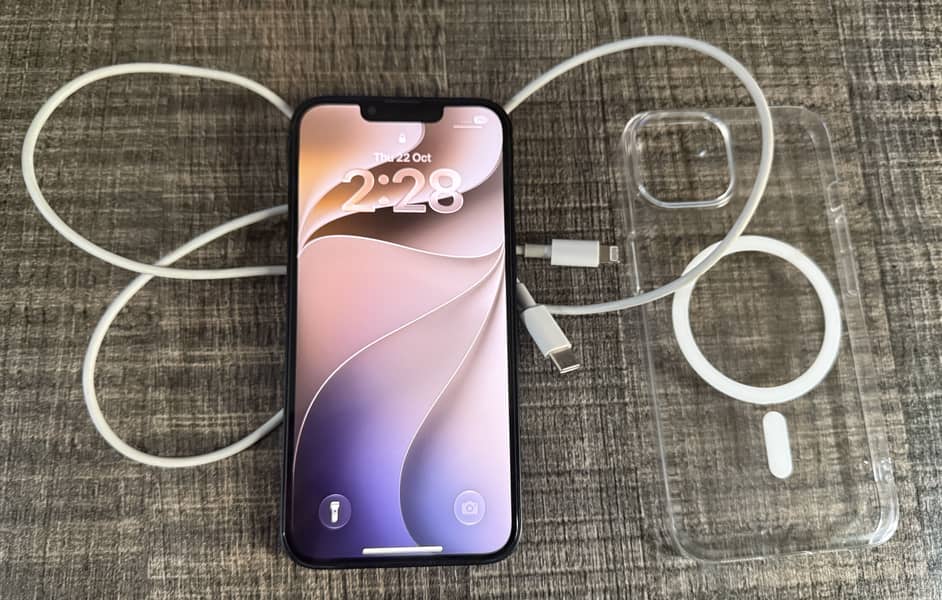 Apple iPhone 13 3