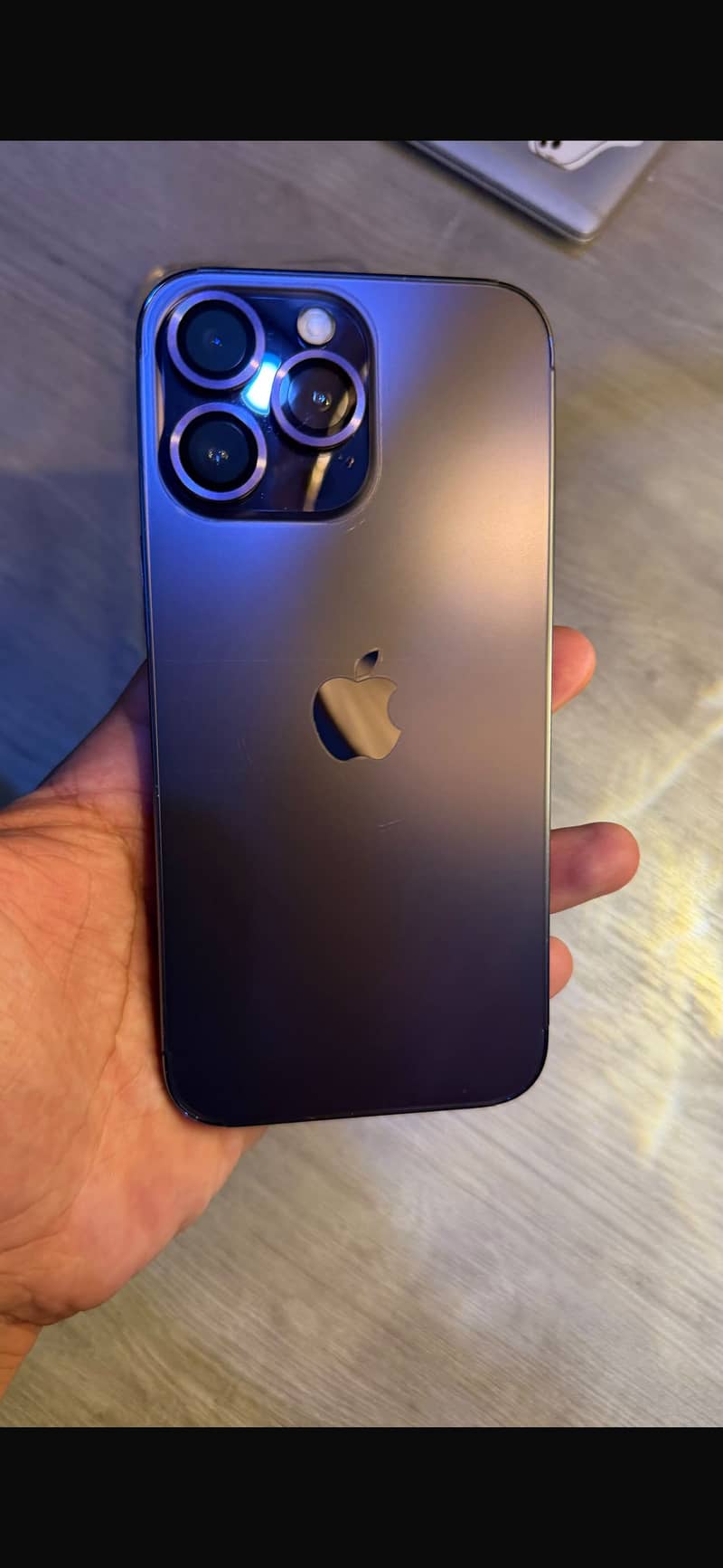 Apple iPhone 14 Pro Max 0