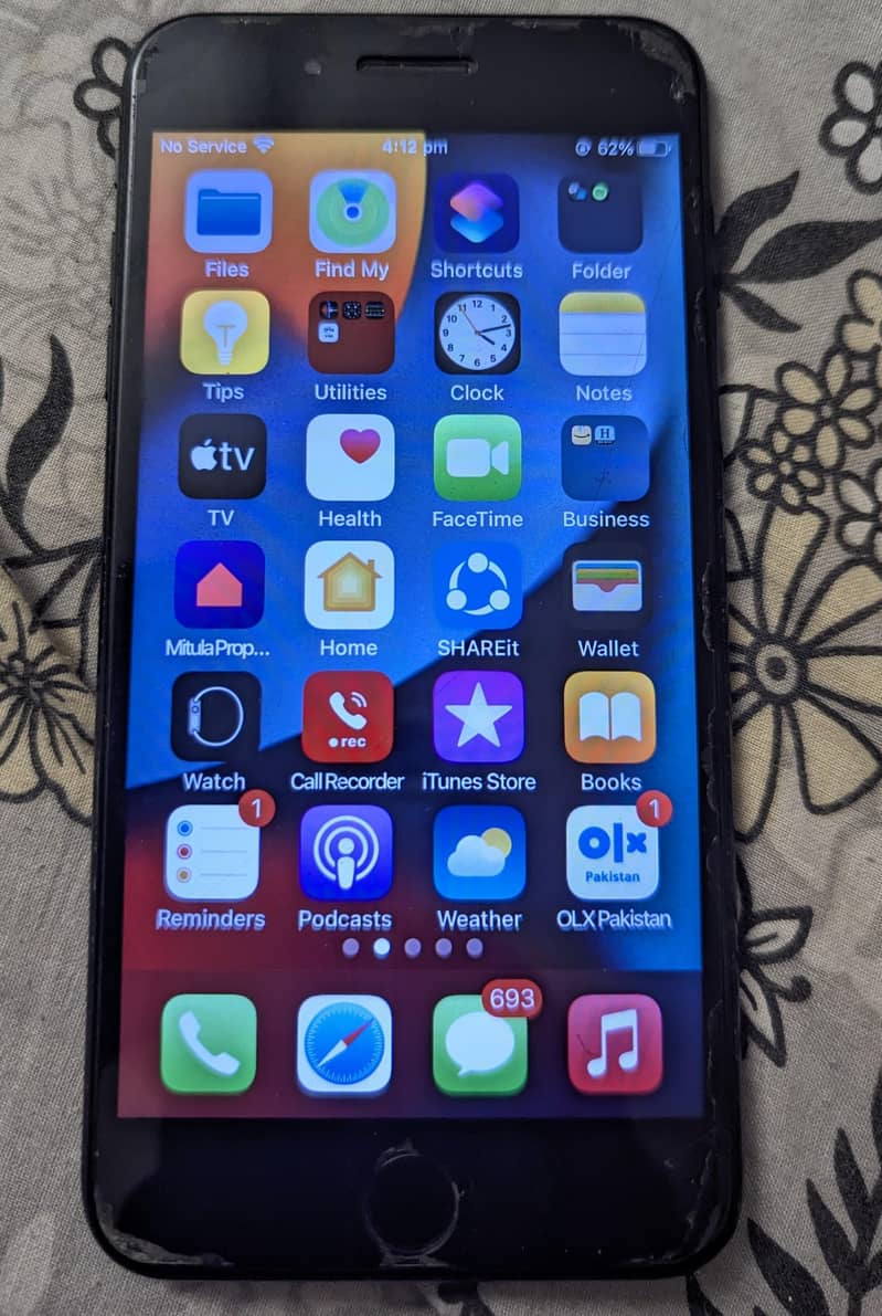 Apple iPhone 7 Plus 0