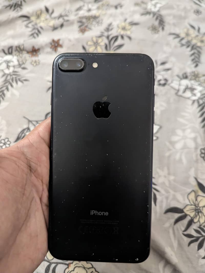 Apple iPhone 7 Plus 2