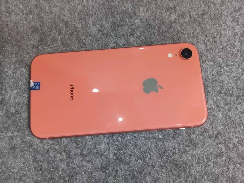 Apple iPhone XR 0