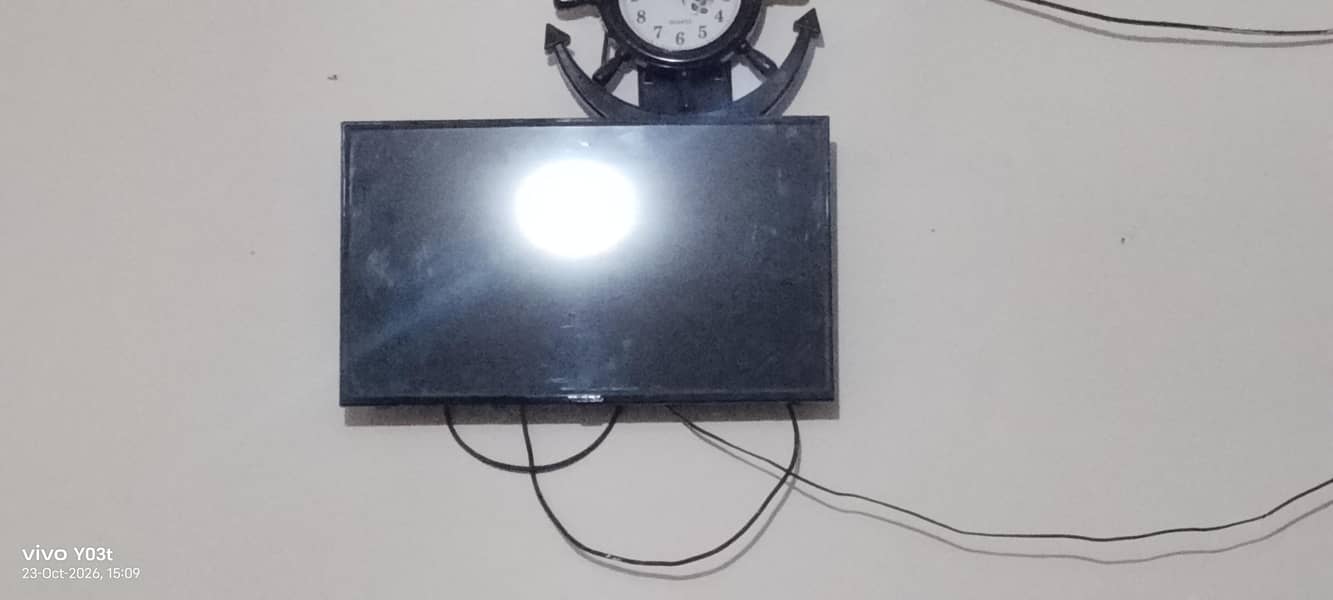 32 inch LED 0