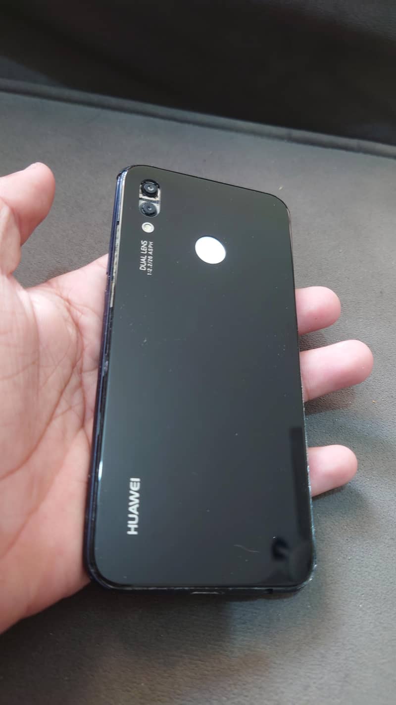 Huawei P20 Lite 0