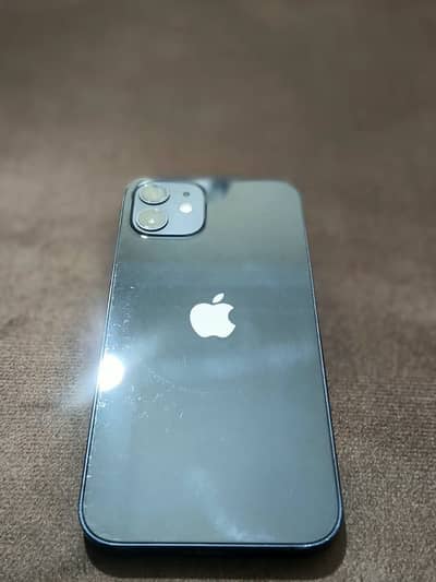 Apple iPhone 12