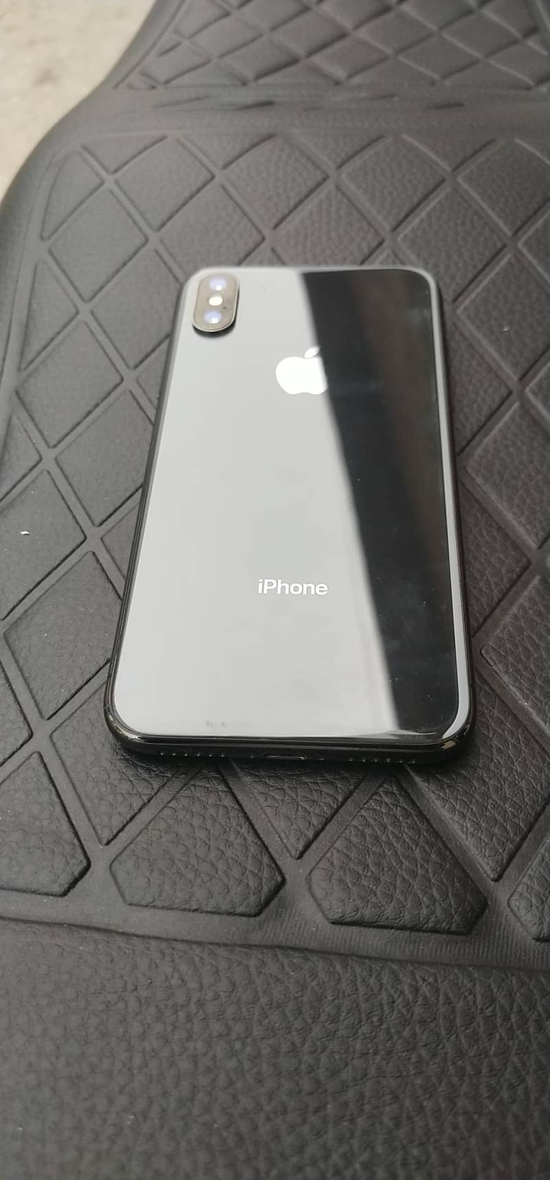 Apple iPhone X 1