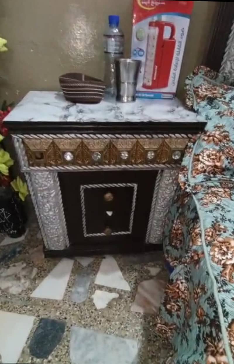 bed,side,table,dressing 3