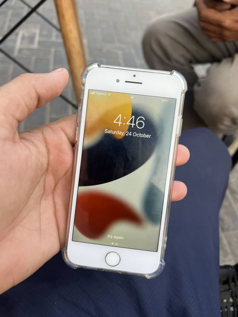 Apple iPhone 8 2