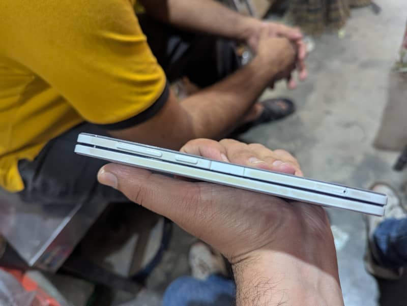 Microsoft Surface Duo 2