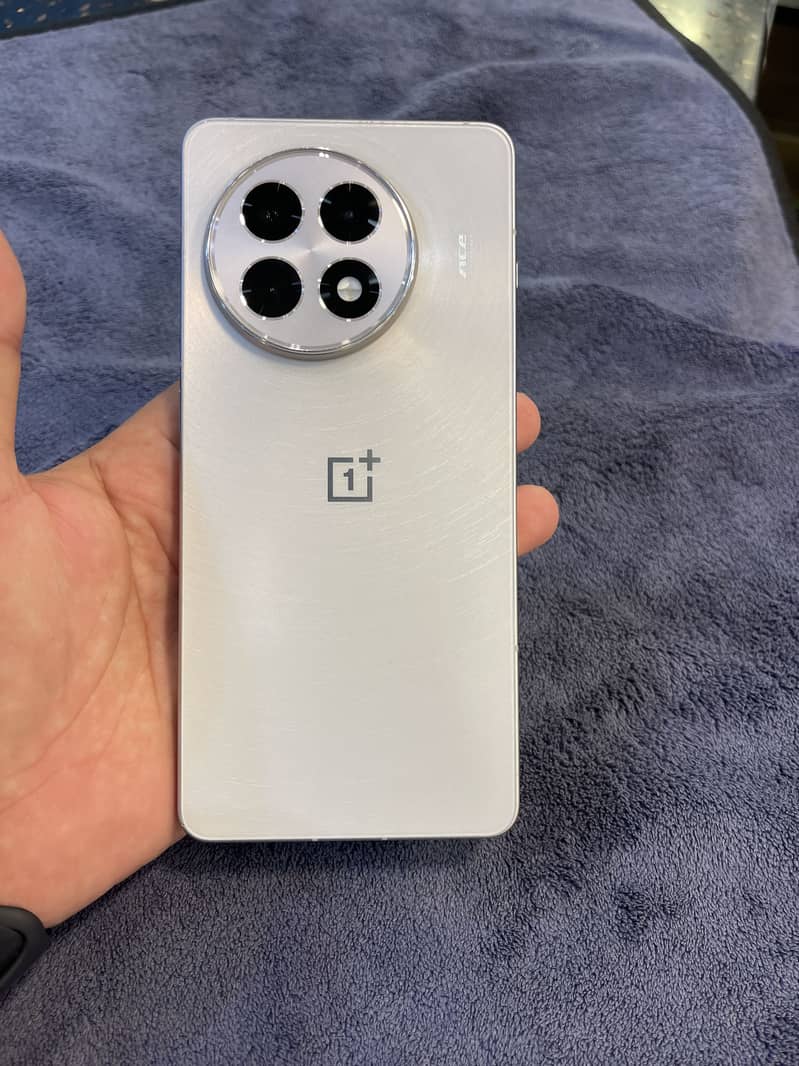 One Plus Ace 5 4