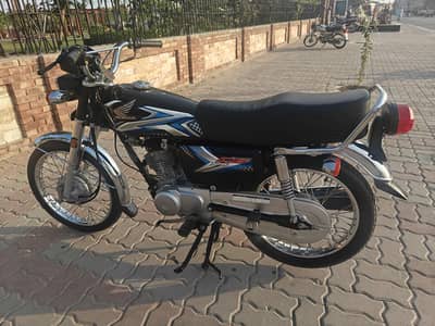 Honda 125, 24/25