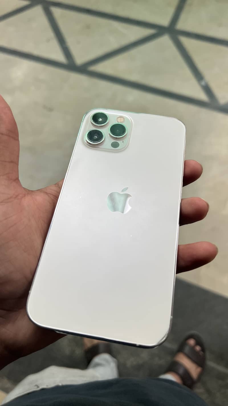 Apple iPhone 12 Pro Max 6