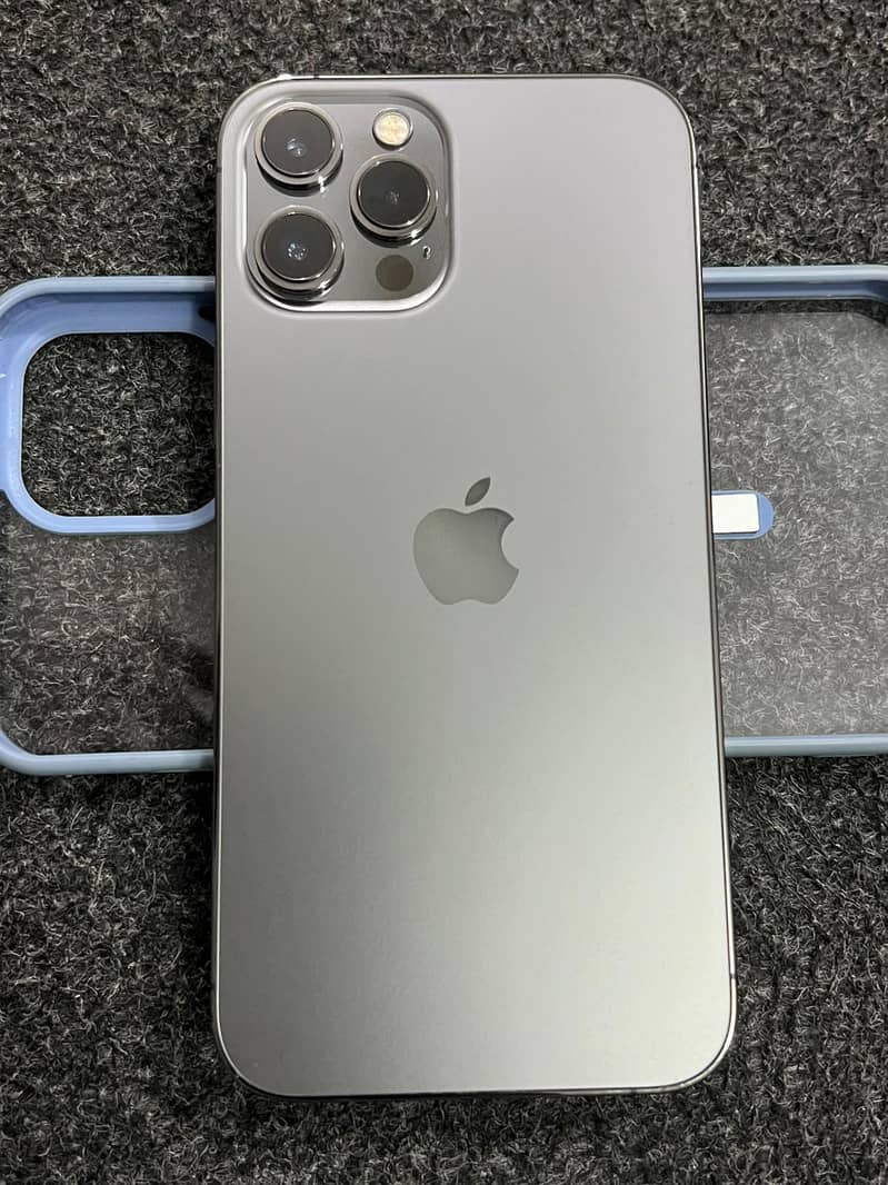 Apple iPhone 12 Pro Max 3
